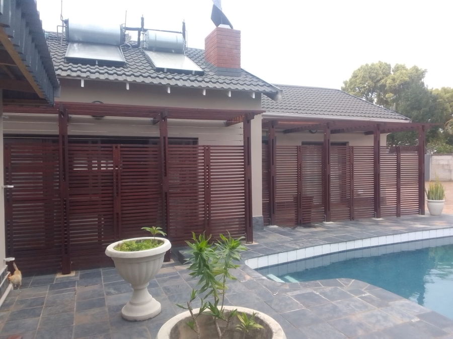 To Let 3 Bedroom Property for Rent in Selborne Eastern Cape